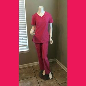 Cherokee Infinity Scrub Set - Size Small